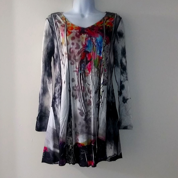 Feratelli Tops - Feratelli Flare Tunic Top.